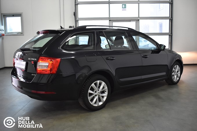 SKODA Octavia 1.5 DSG Wagon Executive G-Tec